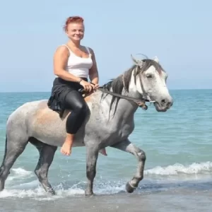cali beach horse riding bigbrothers travel 005